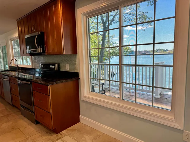 $4,800 | 34 Mendum Avenue, Kittery, ME 03904