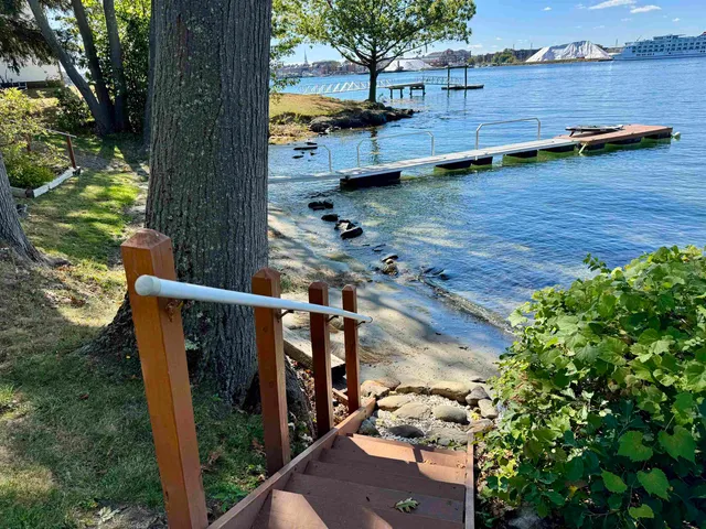 $4,800 | 34 Mendum Avenue, Kittery, ME 03904