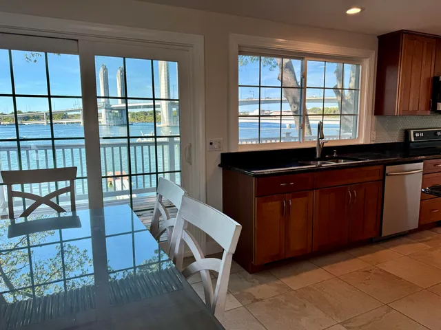 $4,800 | 34 Mendum Avenue, Kittery, ME 03904