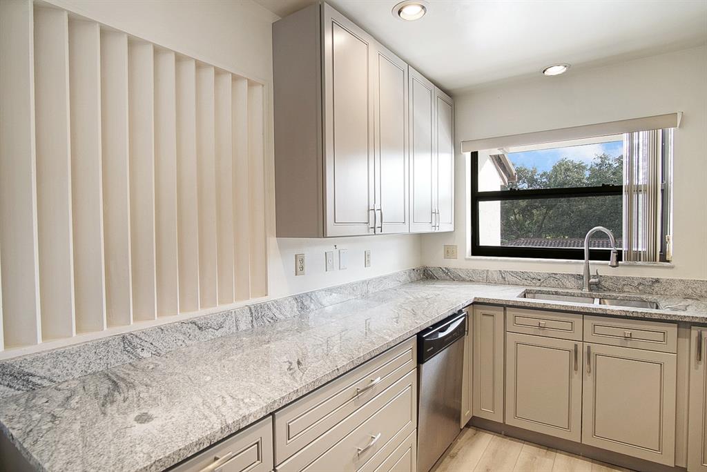 6021 Southeast Landing Way, Unit 7 Stuart, FL 34997 - Photo 4 of 28