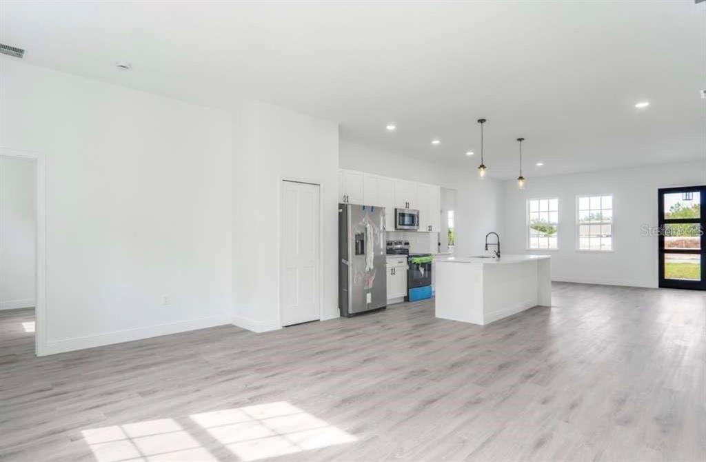 2410 Southwest 147th Lane Road Ocala, FL 34473 - Photo 6 of 33