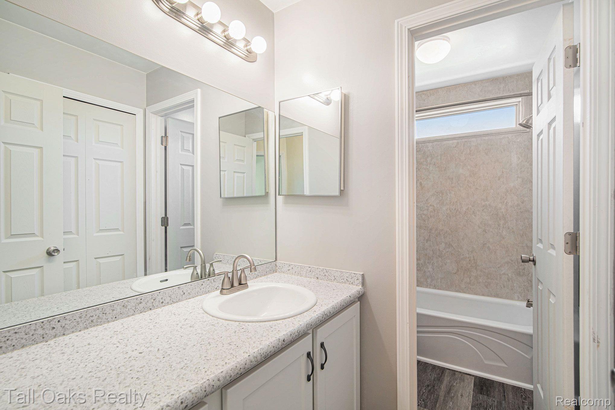 2150 Bowers Road Lapeer, MI 48446 - Photo 10 of 21 Gallery Image 10