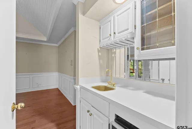 $610,000 | 1807 Royal Oak Drive, Tyler, TX 75703