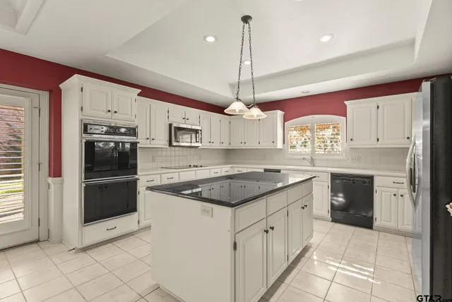 $610,000 | 1807 Royal Oak Drive, Tyler, TX 75703