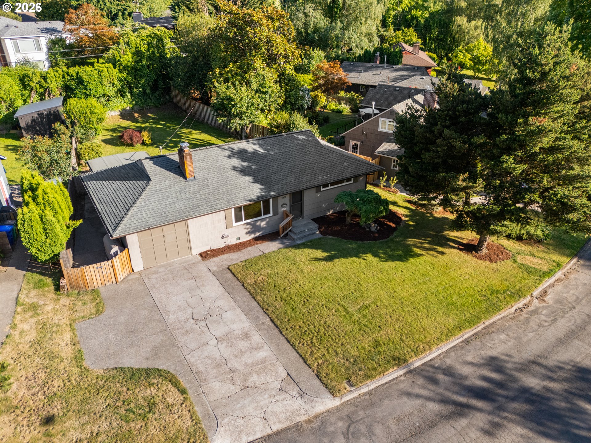 6472 Southwest 46th Place Portland, OR 97221 - Photo 27 of 31