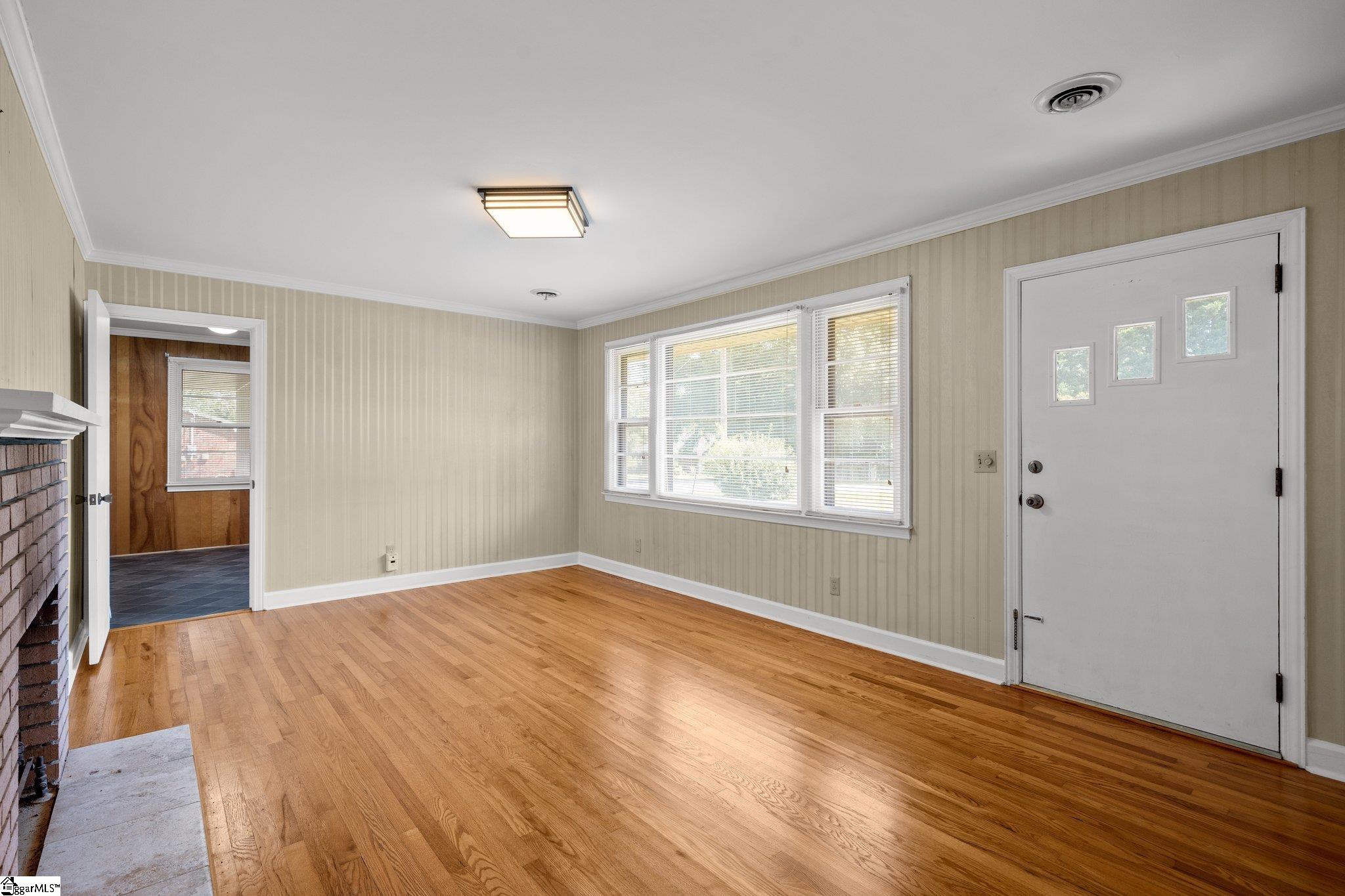 300 Reeves Drive Simpsonville, SC 29681 - Photo 5 of 28