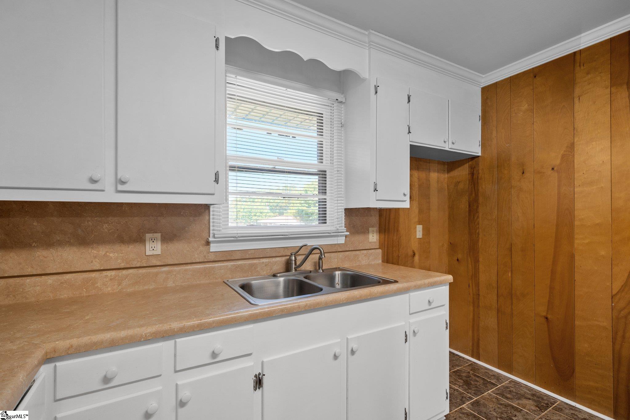 300 Reeves Drive Simpsonville, SC 29681 - Photo 9 of 28