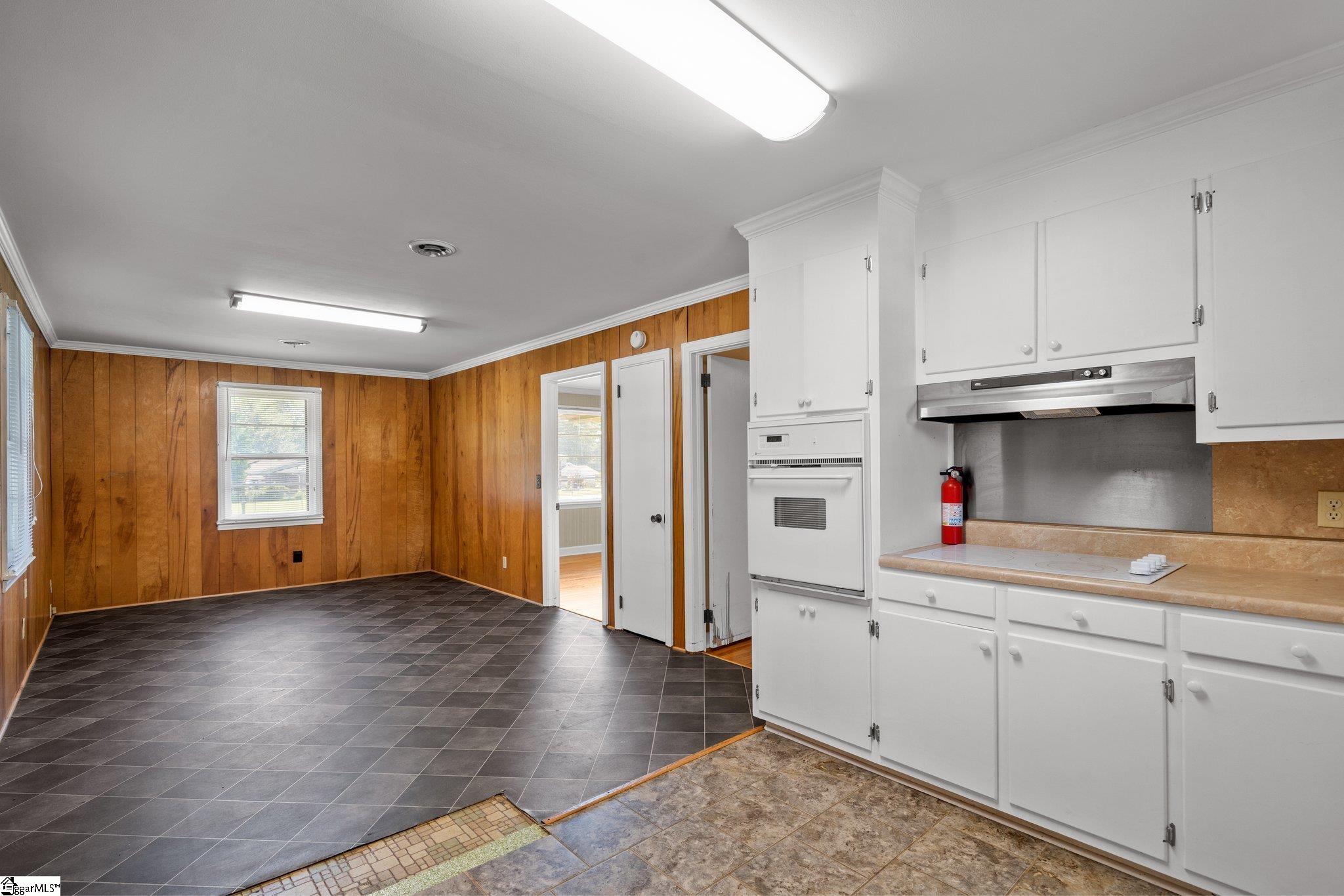 300 Reeves Drive Simpsonville, SC 29681 - Photo 10 of 28