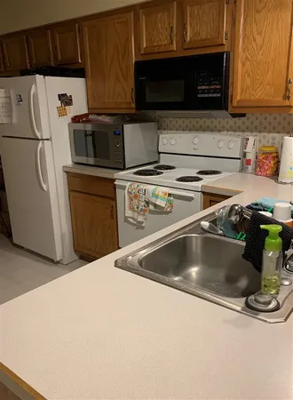 $159,900 | 218 Marshall Street, Brooklyn, MI 49230