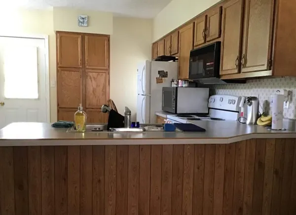 $159,900 | 218 Marshall Street, Brooklyn, MI 49230