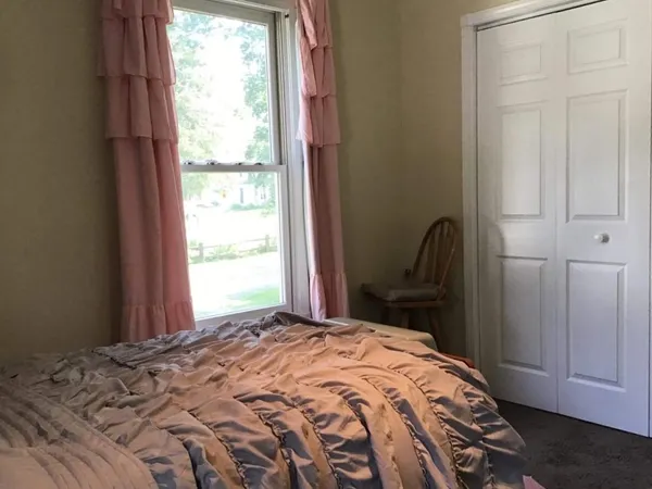 $159,900 | 218 Marshall Street, Brooklyn, MI 49230