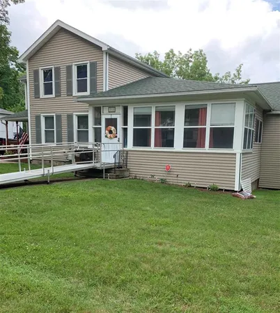 $159,900 | 218 Marshall Street, Brooklyn, MI 49230