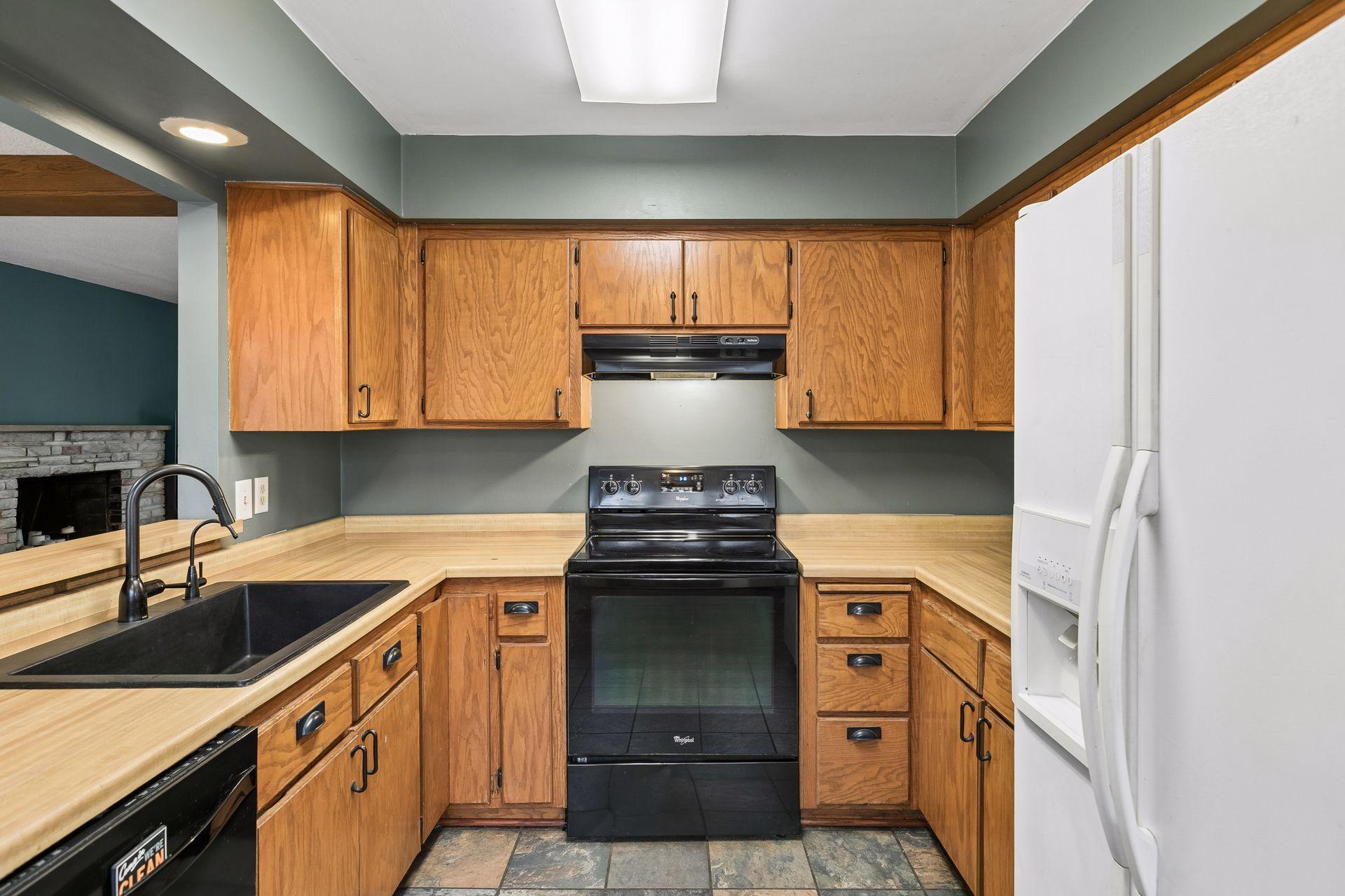 5210 Buchanan Street Northeast Fridley, MN 55421 - Photo 14 of 41