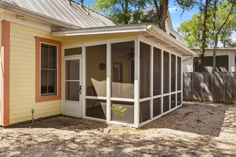 $2,995 | 1613 Drake Avenue, Austin, TX 78704