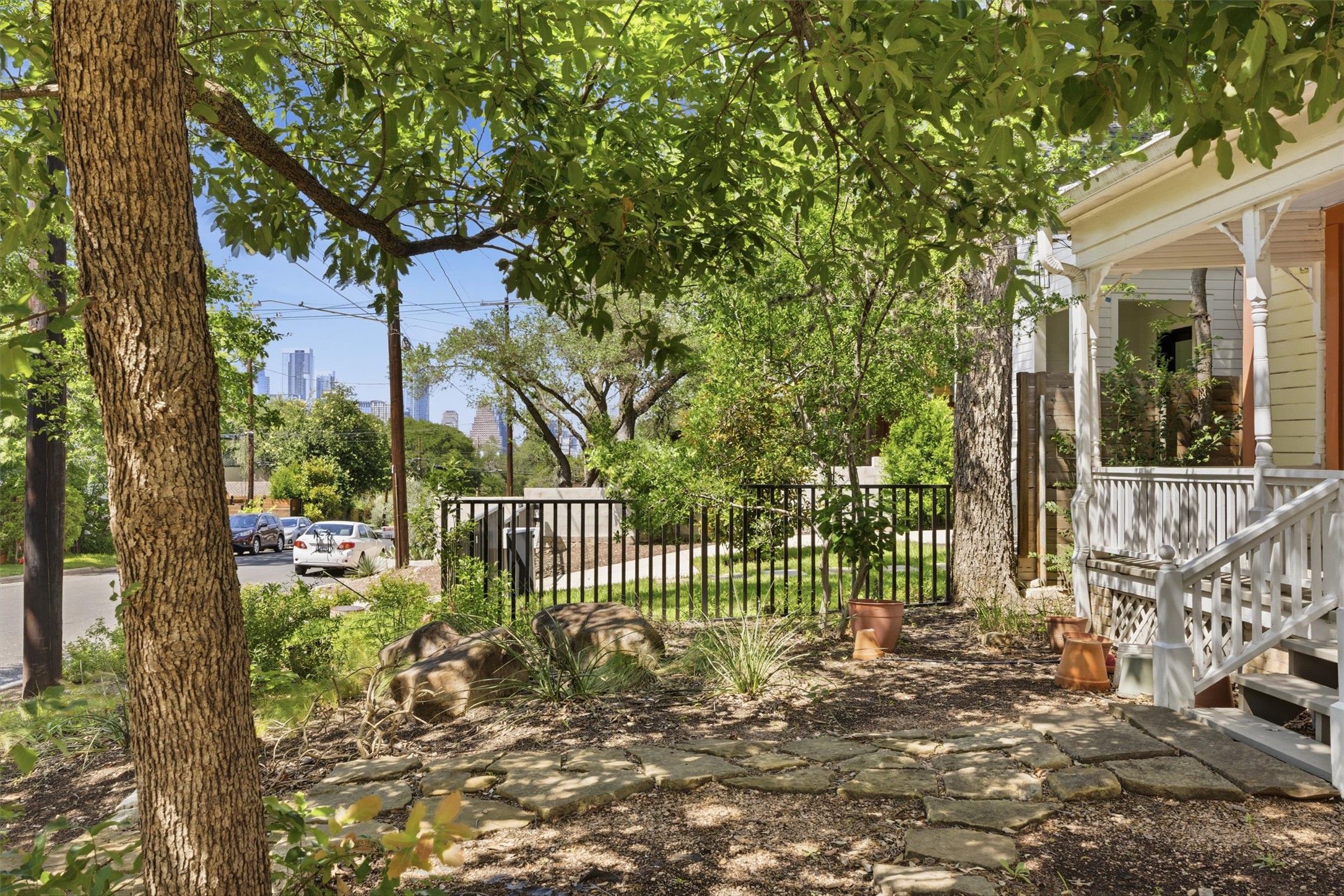 1613 Drake Avenue Austin, TX 78704 - Photo 3 of 27 city views!
