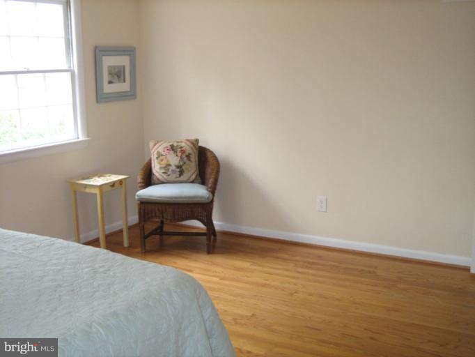 7614 Bells Mill Road Bethesda, MD 20817 - Photo 18 of 30 Bedroom (Master)