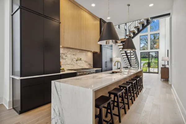 $2,380,000 | 3916 A Caylor Drive, Nashville, TN 37215