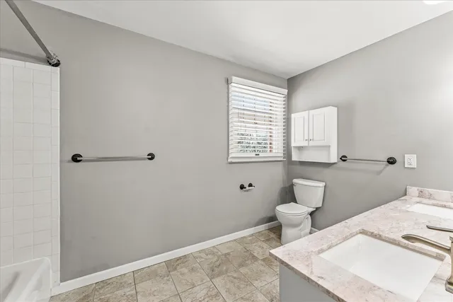 $389,900 | 142 Lake Road, Seymour, IL 61875