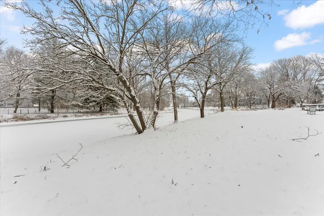 $389,900 | 142 Lake Road, Seymour, IL 61875