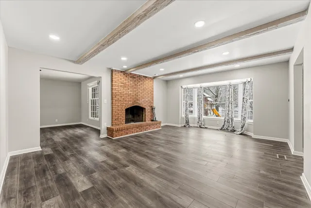 $389,900 | 142 Lake Road, Seymour, IL 61875