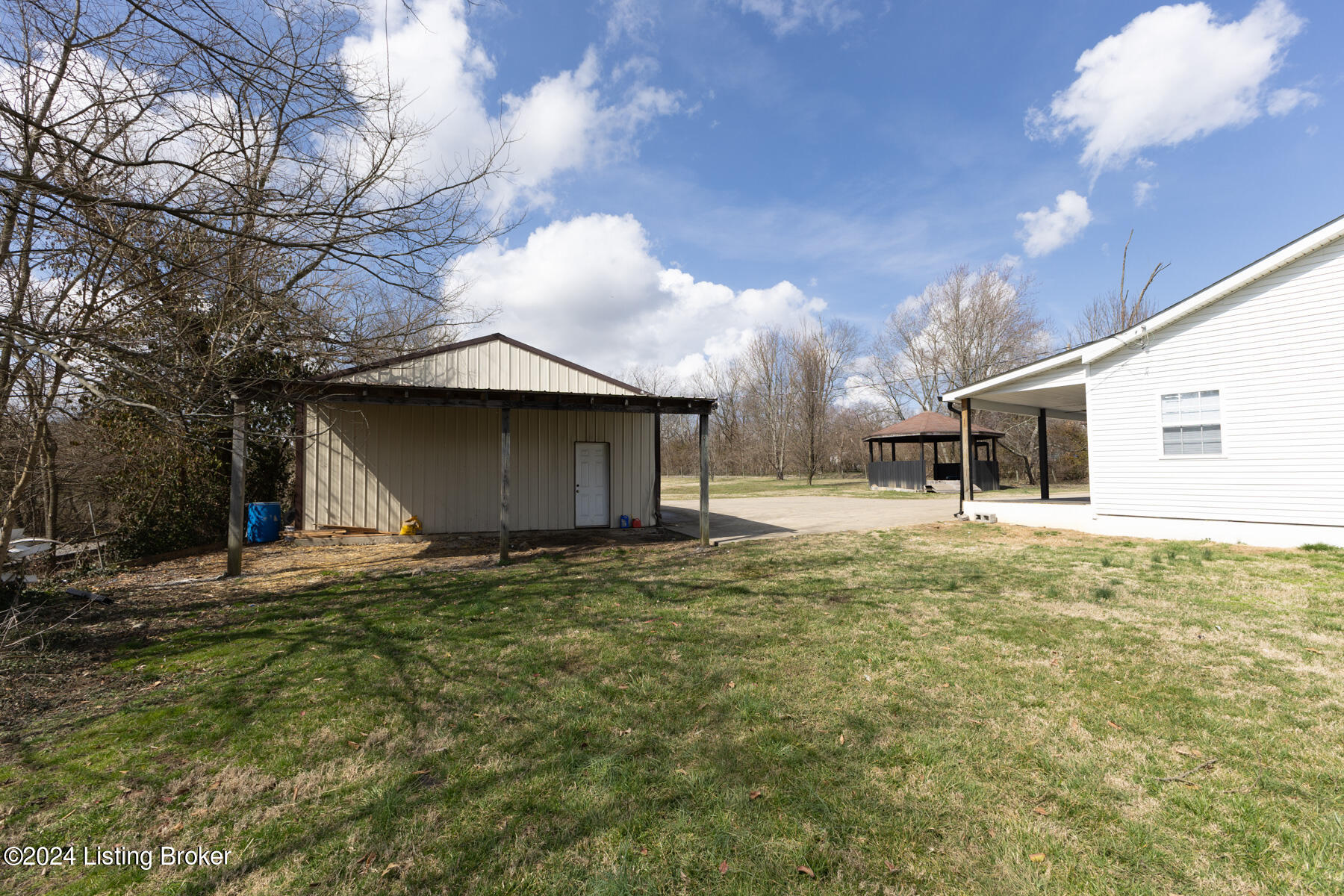 422 Bullitt Road Simpsonville, KY 40067 - Photo 21 of 23 69-IMG_5336