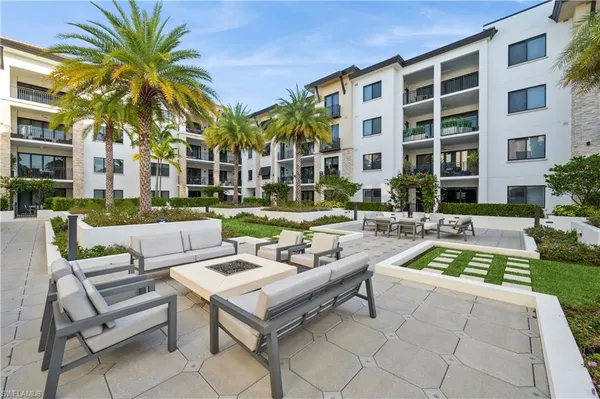 $1,799,995 | 1135 3rd Avenue South, Unit 304, Naples, FL 34102