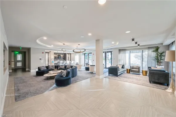 $1,799,995 | 1135 3rd Avenue South, Unit 304, Naples, FL 34102