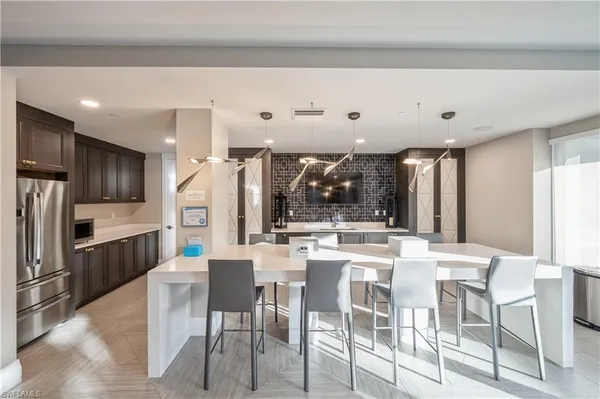 $1,799,995 | 1135 3rd Avenue South, Unit 304, Naples, FL 34102