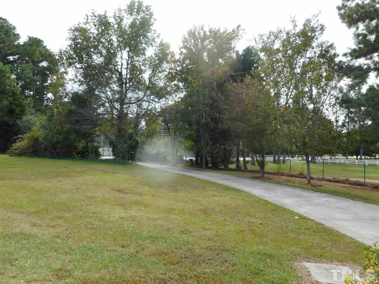 831 Dogeye Road Benson, NC 27504 - Photo 2 of 22 Gallery Image 2