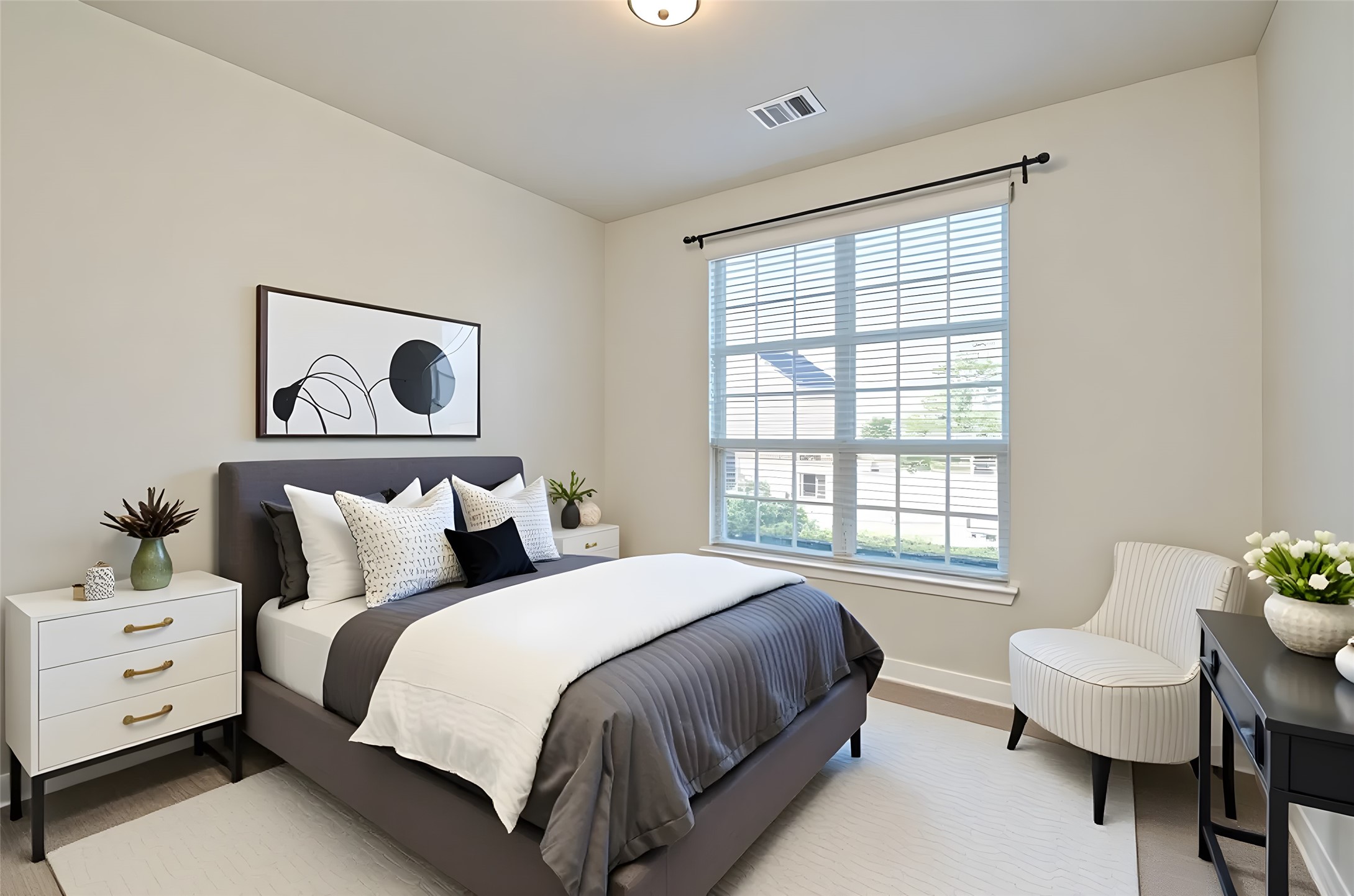 338 Summer Landing Court Rosenberg, TX 77469 - Photo 4 of 50 a bedroom with a bed and a couch