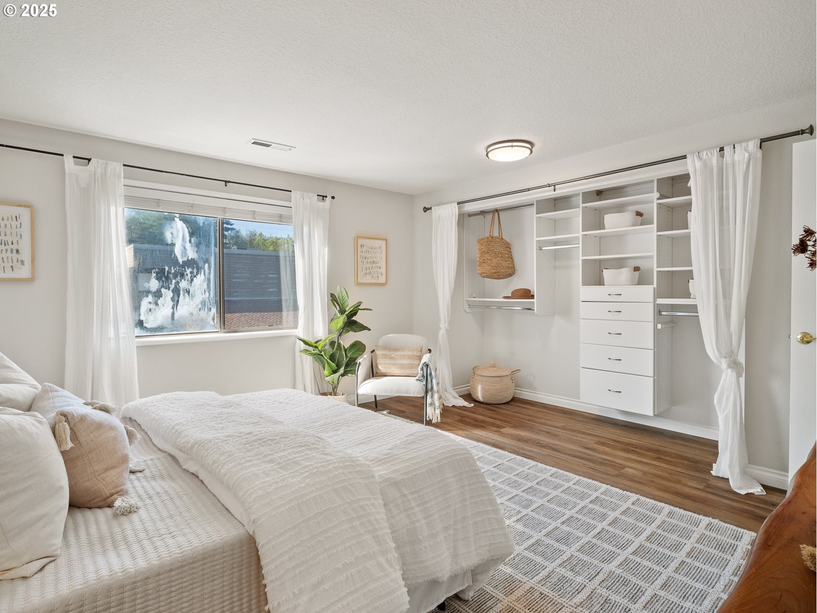 5624 South Riverside Drive, Unit 9 Portland, OR 97239 - Photo 28 of 39 Gallery Image 28