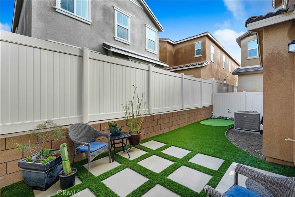 1635 Crepe Myrtle Place Upland, CA 91784 - Photo 22 of 25