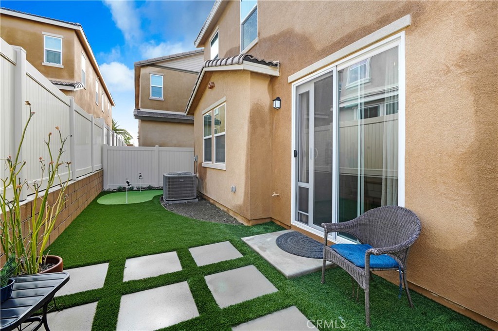 1635 Crepe Myrtle Place Upland, CA 91784 - Photo 23 of 25 Backyard with putting green