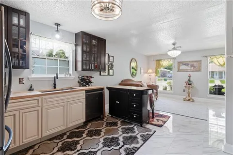 $295,000 | 87 Surrey Drive, Laplace, LA 70068