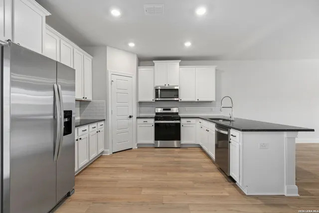 $450,900 | 6315 Monk Landing, Converse, TX 78109