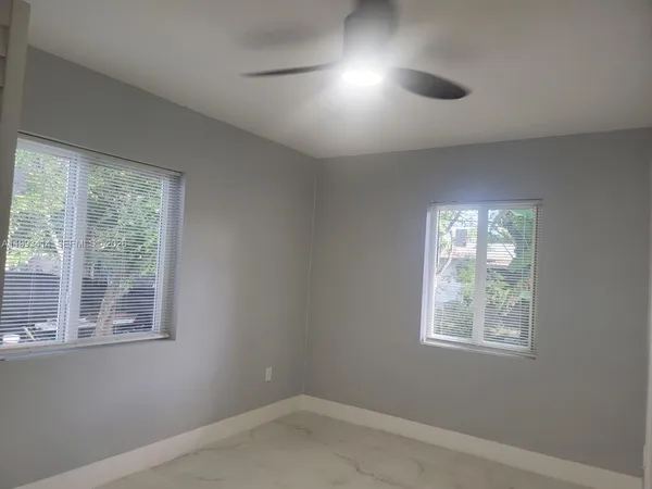 $577,000 | 266 Northeast 162nd Street, Miami, FL 33162