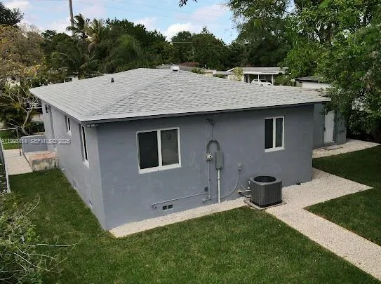 $577,000 | 266 Northeast 162nd Street, Miami, FL 33162