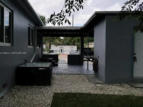 $577,000 | 266 Northeast 162nd Street, Miami, FL 33162