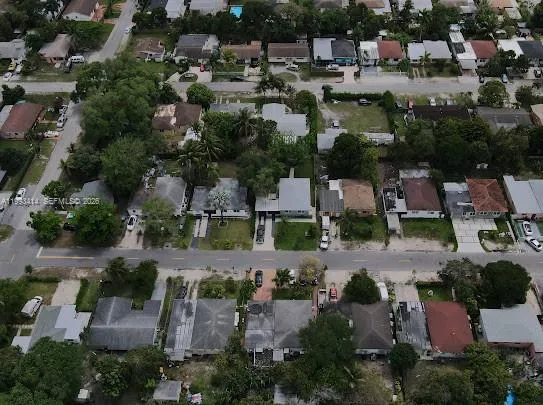 $577,000 | 266 Northeast 162nd Street, Miami, FL 33162