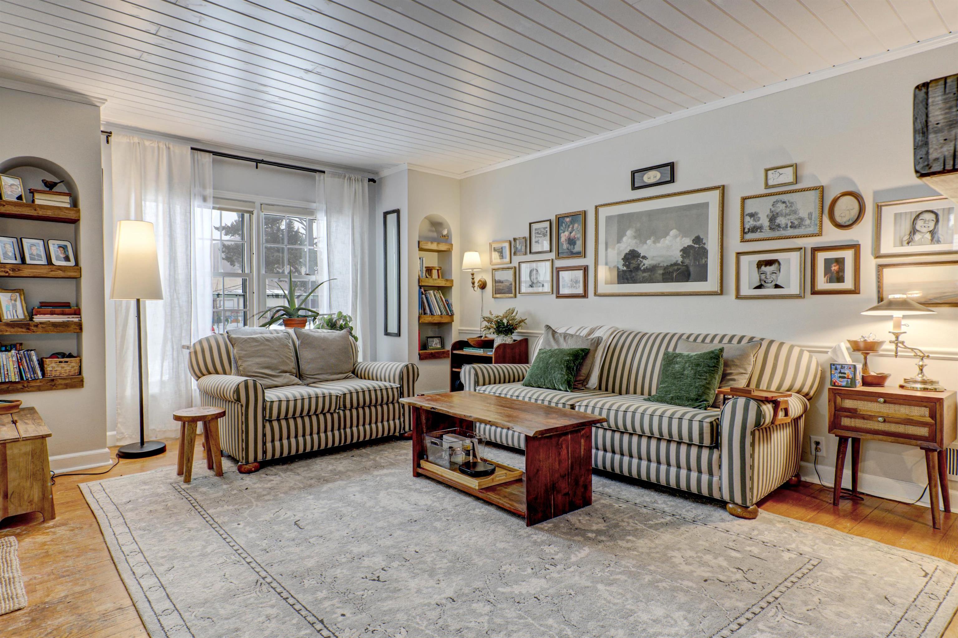 1910 North Lawe Street Appleton, WI 54911 - Photo 14 of 54