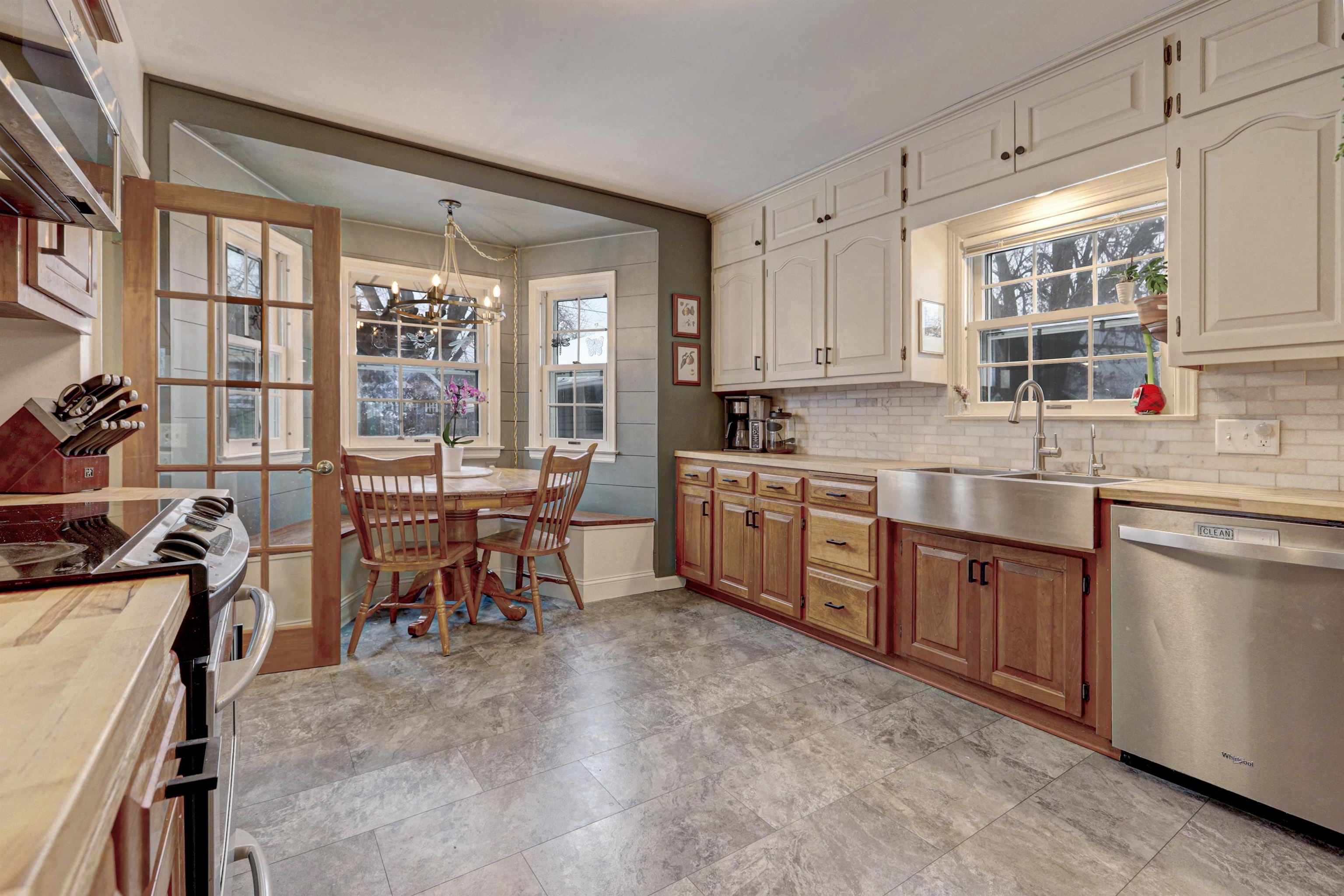 1910 North Lawe Street Appleton, WI 54911 - Photo 18 of 54