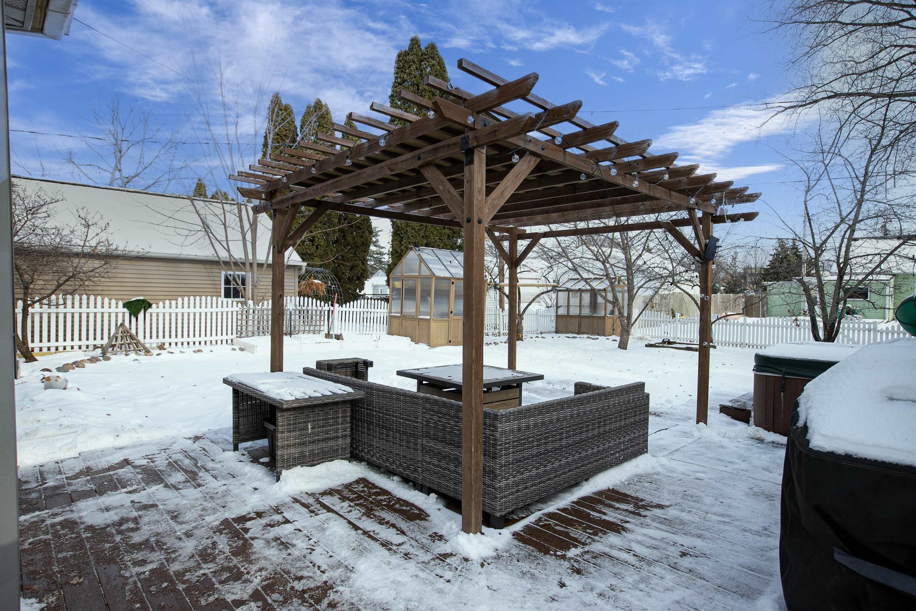 1910 North Lawe Street Appleton, WI 54911 - Photo 5 of 54