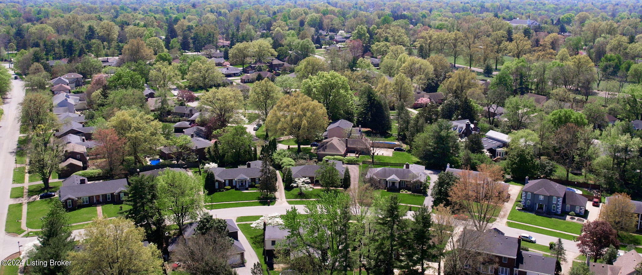 5908 Apache Road Louisville, KY 40207 - Photo 58 of 62 58-web-or-mls-Drone 5908 Apache Rd 0