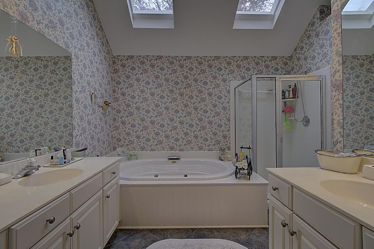 105 Old Course Road Summerville, SC 29485 - Photo 23 of 45 Master Bath