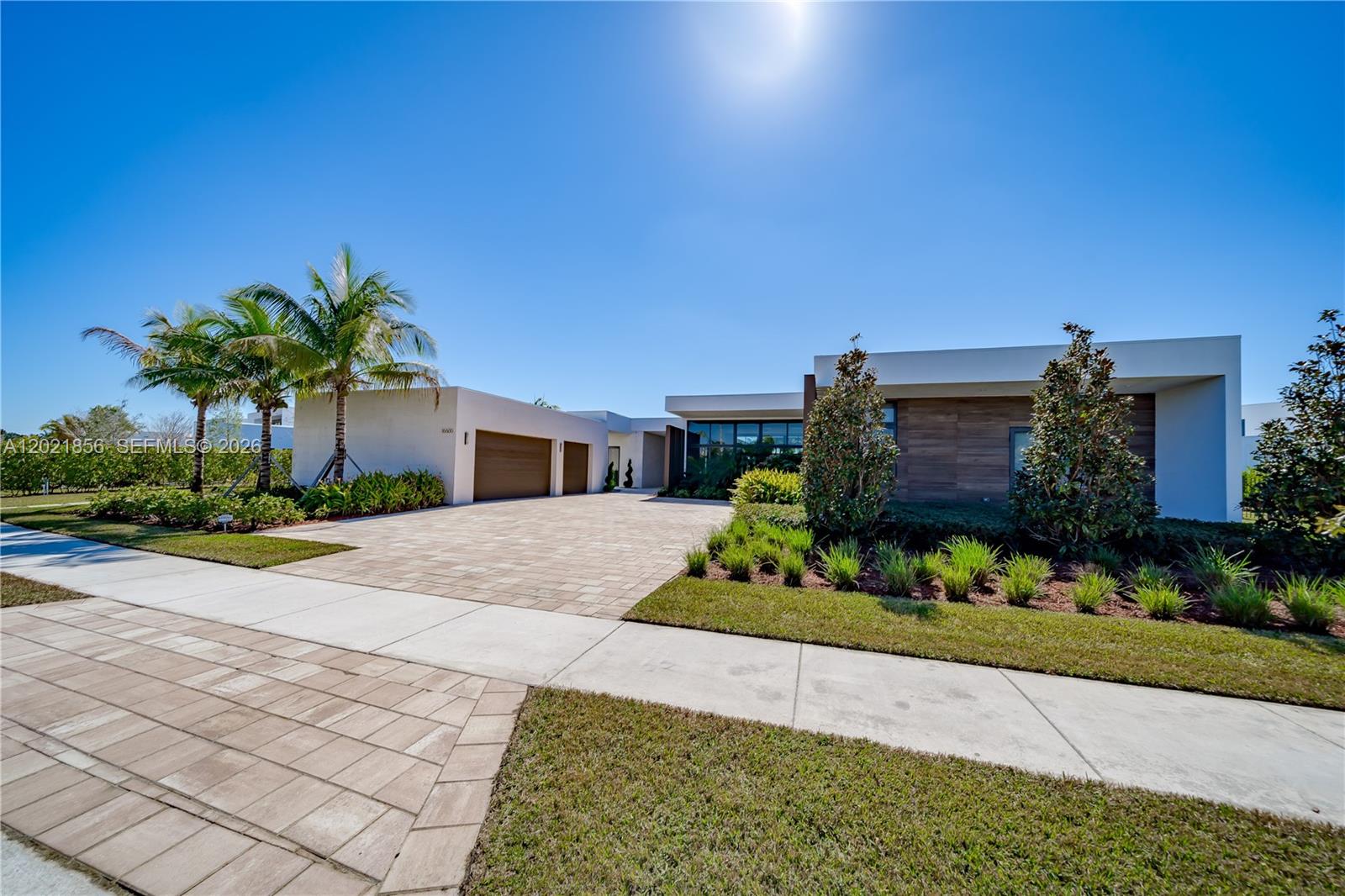 16600 Sunset Way Weston, FL 33326 - Photo 7 of 80