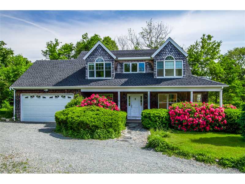 322 Indian Avenue Middletown, RI 02842 - Photo 9 of 24 Exterior Front.