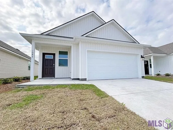 $3,000 | 1047 Drago Drive, Baton Rouge, LA 70820