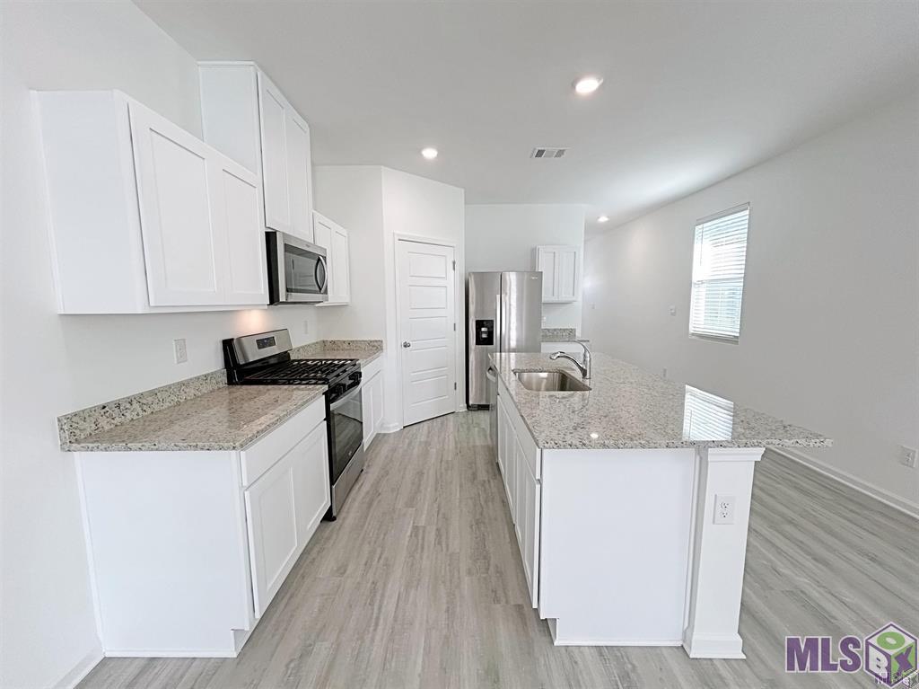 1047 Drago Drive Baton Rouge, LA 70820 - Photo 5 of 20