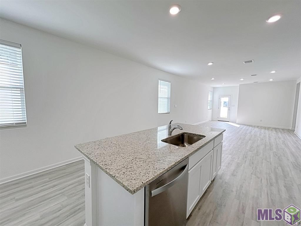 1047 Drago Drive Baton Rouge, LA 70820 - Photo 6 of 20