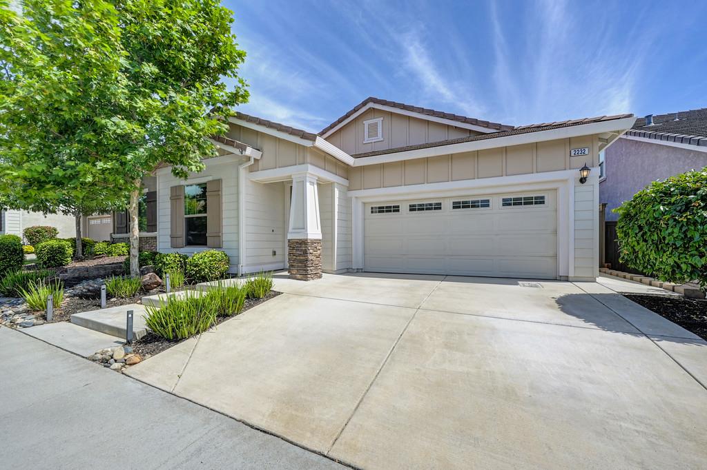 2232 Ranch View Drive Rocklin, CA 95765 - Photo 3 of 36
